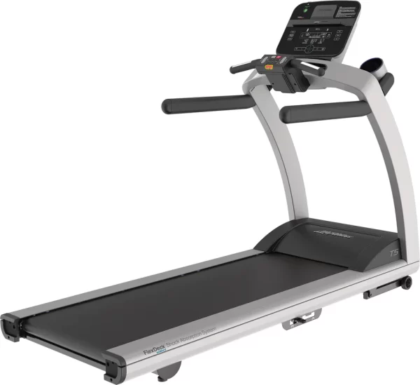 LIFE FITNESS T5 TREADMILL WITH TRACK CONNECT 2.0 CONSOLE