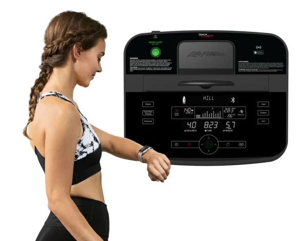 LIFE FITNESS T5 TREADMILL WITH TRACK CONNECT 2.0 CONSOLE - Image 3