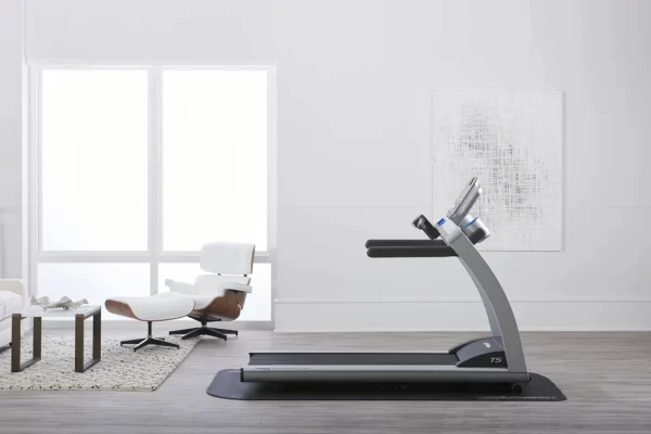 LIFE FITNESS T5 TREADMILL WITH TRACK CONNECT 2.0 CONSOLE - Image 2